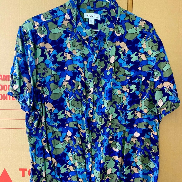 Gorgeous and soft colourful button down by Rail - Picture 1 of 4